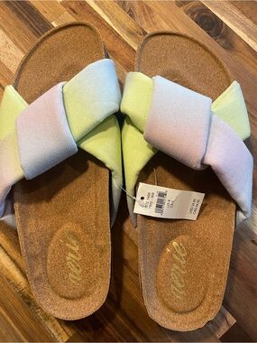 NWT aerie sandals